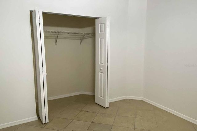 2525 NW 36TH LANE, Gainesville, FL 32605