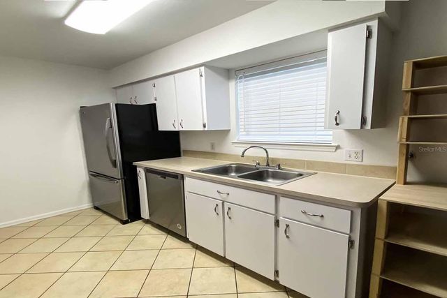 2525 NW 36TH LANE, Gainesville, FL 32605