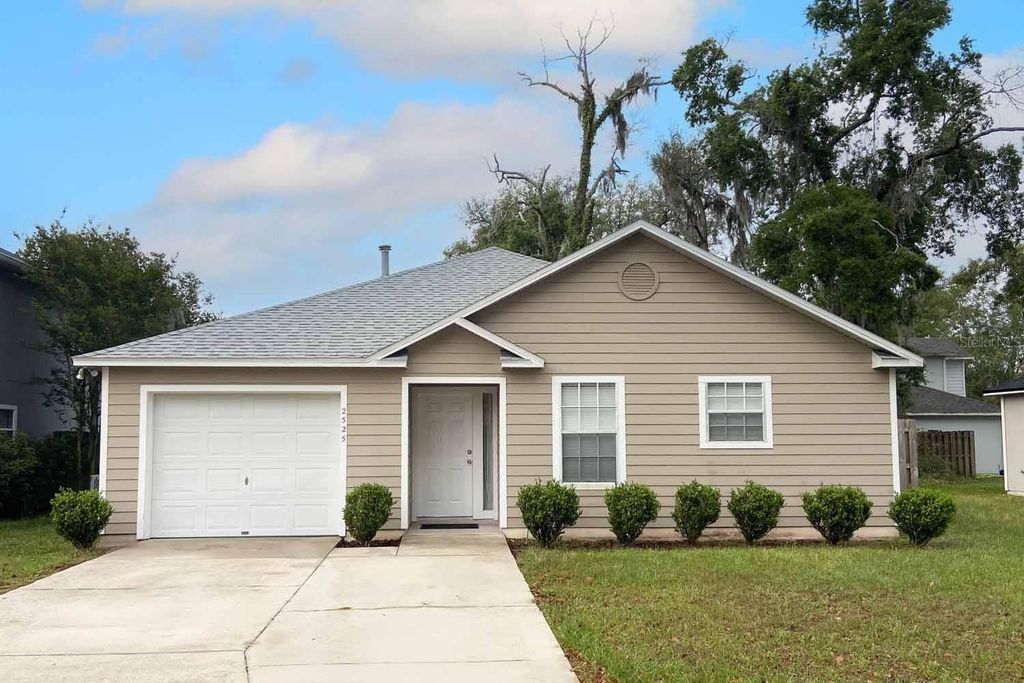 2525 NW 36TH LANE, Gainesville, FL 32605
