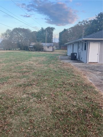 111 Rodgers Road, Seneca, SC 29678