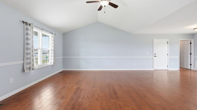 171 Raspberry Dr, Winchester, TN 37398