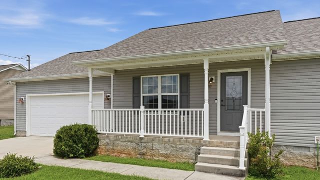 171 Raspberry Dr, Winchester, TN 37398