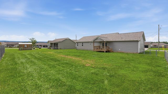 171 Raspberry Dr, Winchester, TN 37398