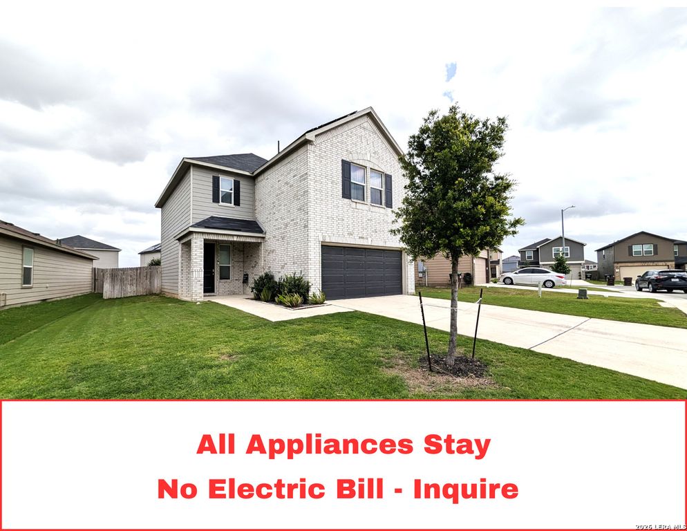 8555 Barefoot Lane, San Antonio, TX 78109