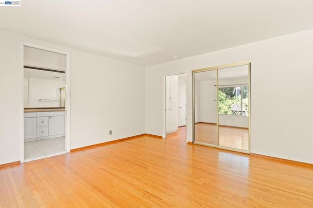 1350 Murchison Dr, Millbrae, CA 94030