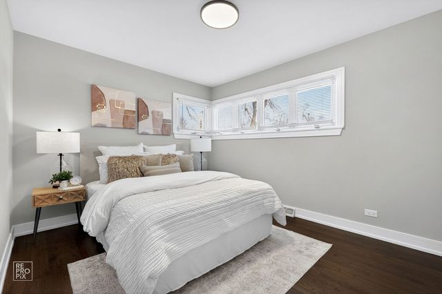 608 N Eastman Drive, Mount Prospect, IL 60056