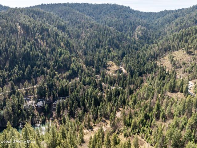 8563 N Rhapsody Ln, Hayden, ID 83835