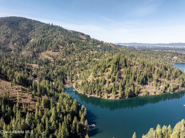 8563 N Rhapsody Ln, Hayden, ID 83835