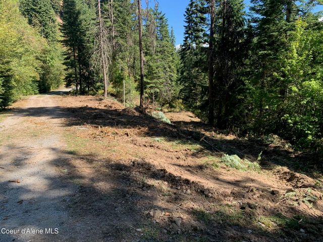 8563 N Rhapsody Ln, Hayden, ID 83835