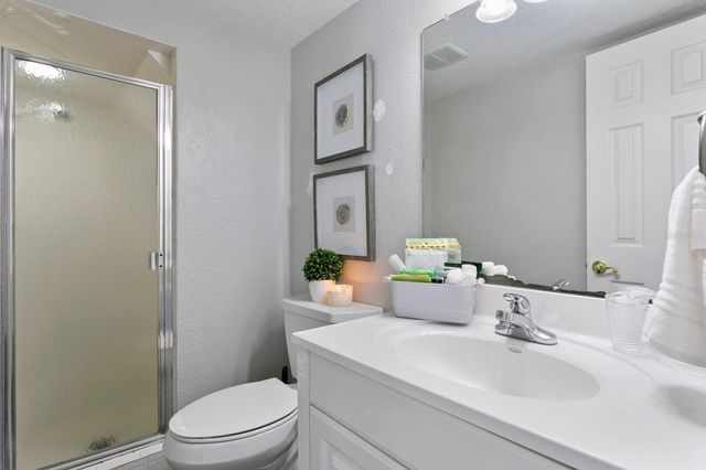 14009 DOMINION COURT, Tampa, FL 33613