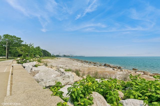 6700 S South Shore Drive 10G, Chicago, IL 60649