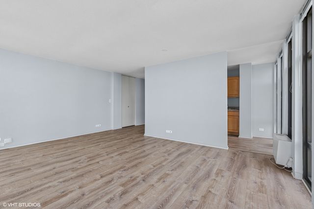 6700 S South Shore Drive 10G, Chicago, IL 60649