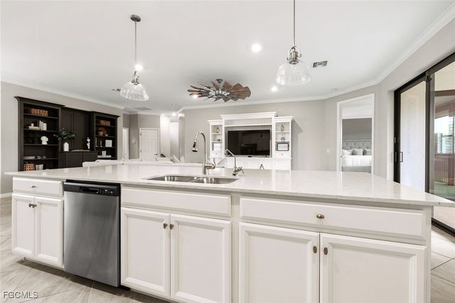 12023 Hawthorn Lake DR 202, Fort Myers, FL 33913