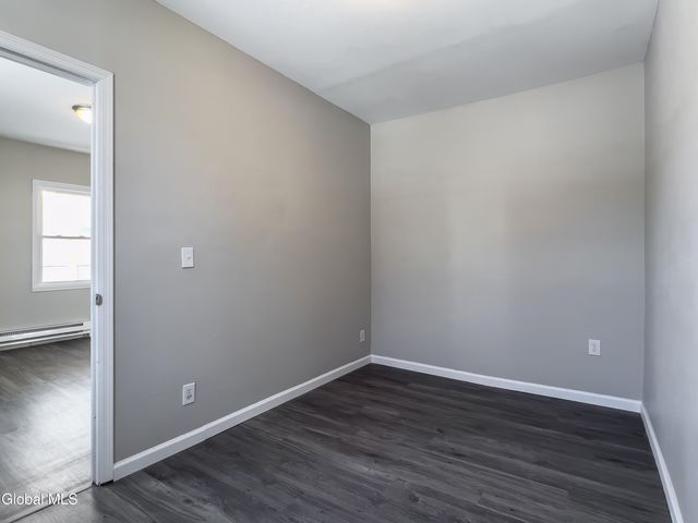 461 7th Avenue 461, Troy, NY 12182