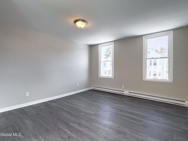 461 7th Avenue 461, Troy, NY 12182