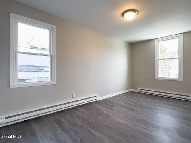 461 7th Avenue 461, Troy, NY 12182