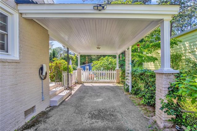 308 Valley Road, Fayetteville, NC 28305