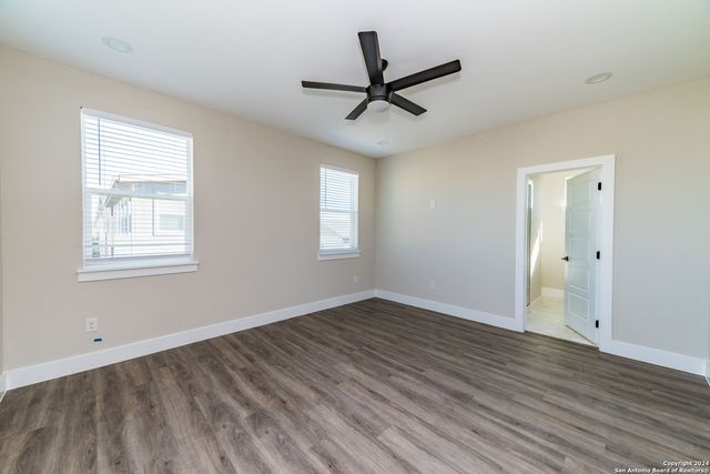 1618 W Lawndale Dr Unit 11, San Antonio, TX 78209