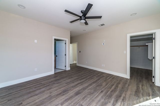 1618 W Lawndale Dr Unit 11, San Antonio, TX 78209