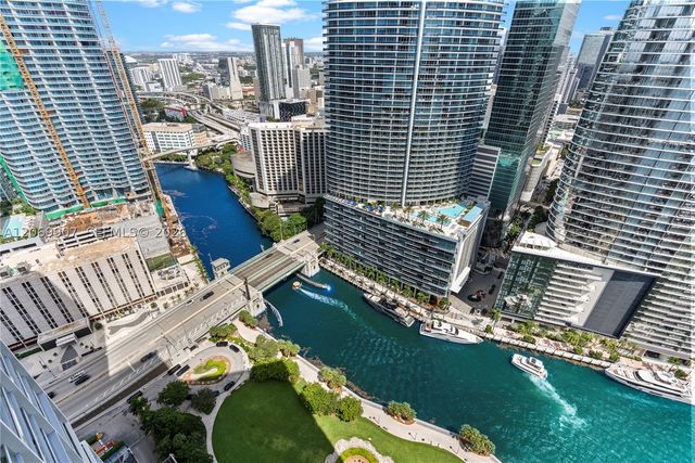 465 Brickell Ave 4106, Miami, FL 33131