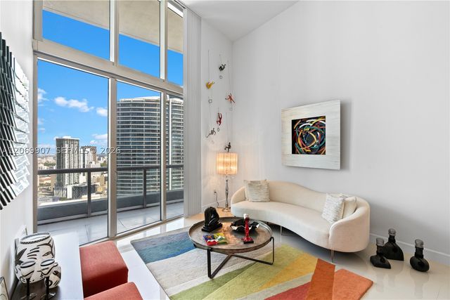 465 Brickell Ave 4106, Miami, FL 33131