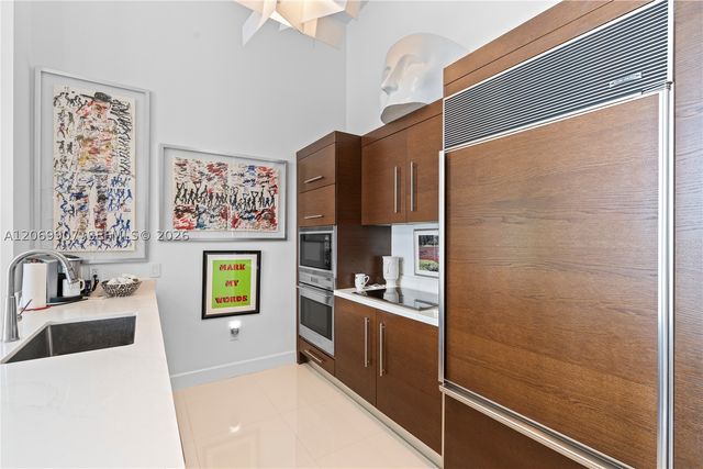 465 Brickell Ave 4106, Miami, FL 33131