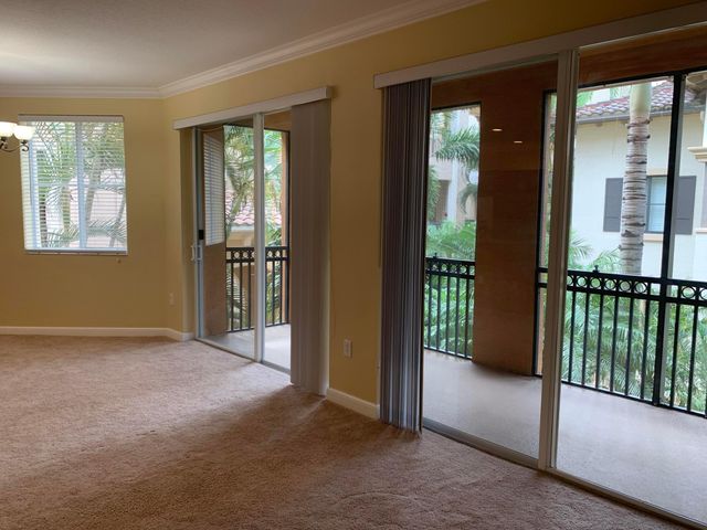 3055 NW 126th Avenue 323, Sunrise, FL 33323