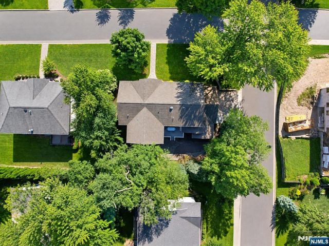 83 Holland Avenue, Demarest, NJ 07627