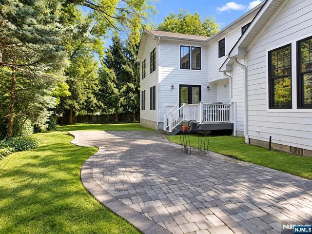 83 Holland Avenue, Demarest, NJ 07627