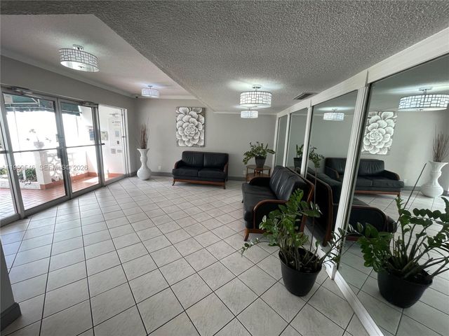 4751 NW 21st Street 611, Lauderhill, FL 33313
