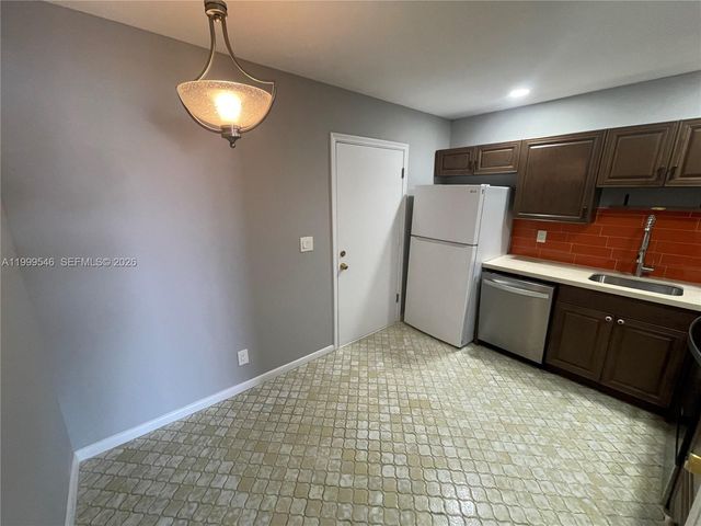 4751 NW 21st Street 611, Lauderhill, FL 33313