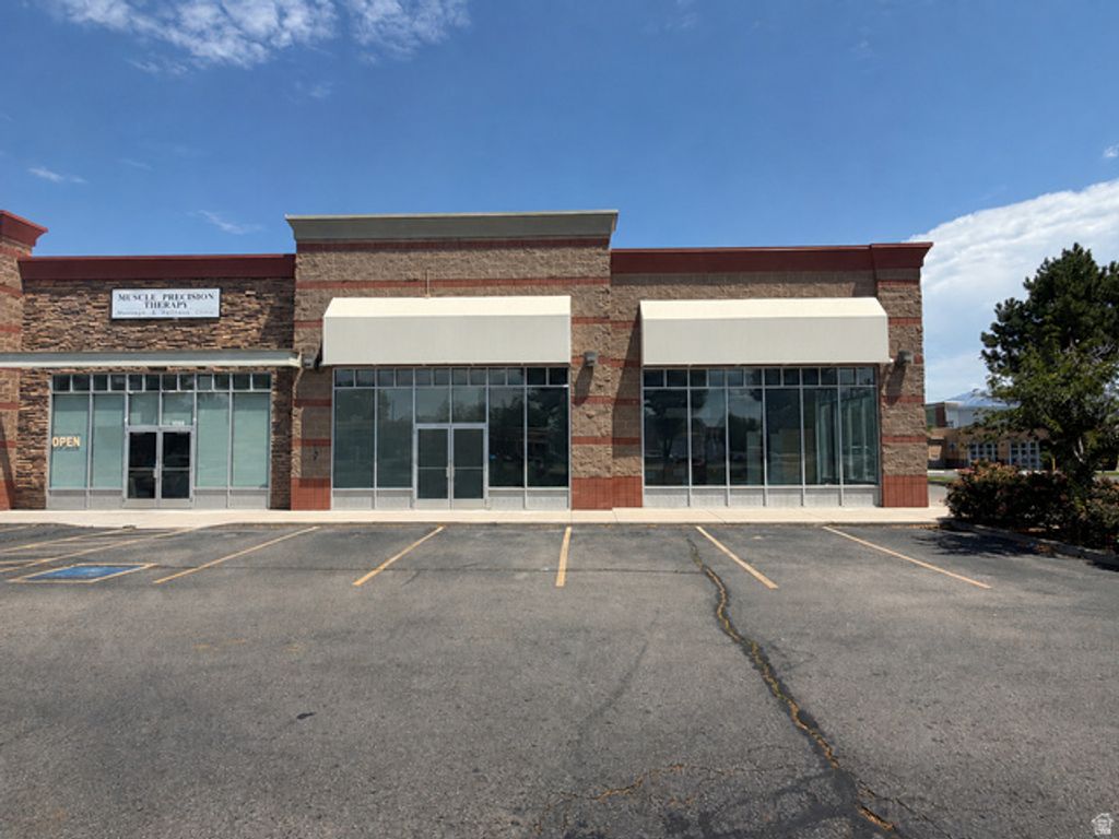 1066 W SOUTH JORDAN PKWY, South Jordan, UT 84095 — photo 2