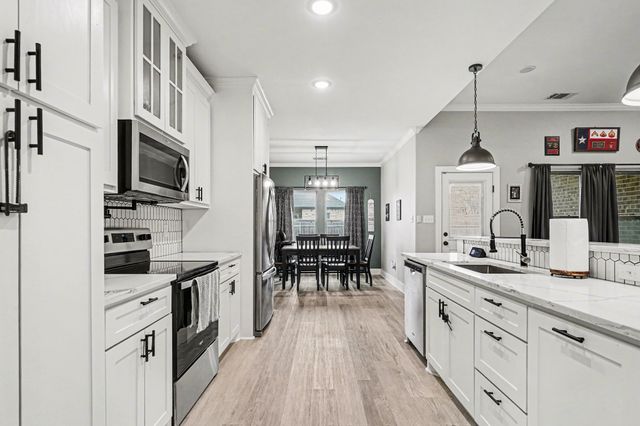 2313 Camryn Street, Mabank, TX 75147