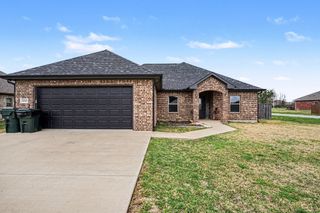 2313 Camryn Street, Mabank, TX 75147