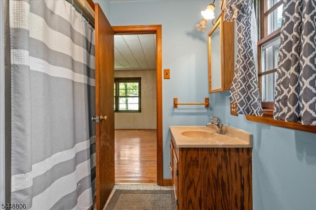 53 Kemah Mecca Lake Rd, Hampton Twp., NJ 07860