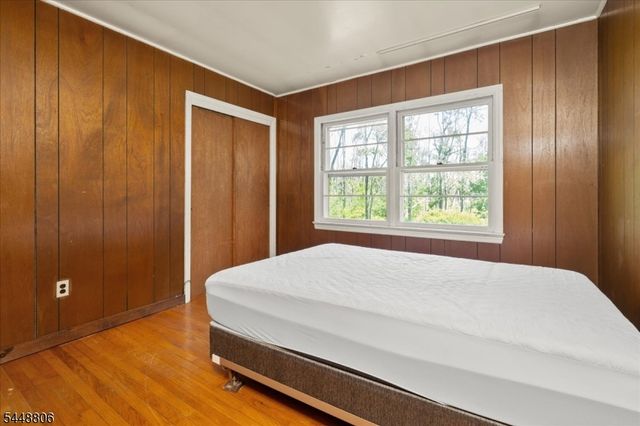53 Kemah Mecca Lake Rd, Hampton Twp., NJ 07860