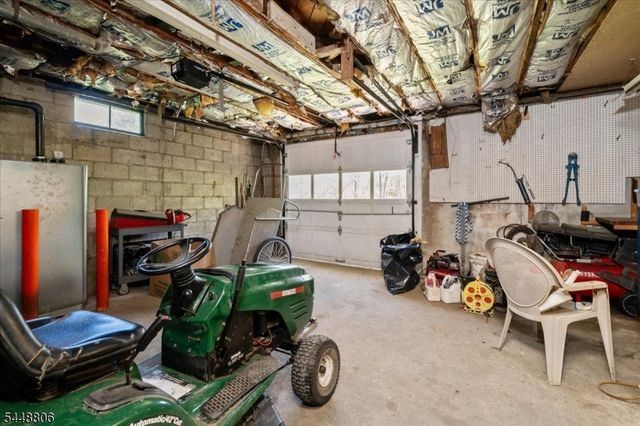 53 Kemah Mecca Lake Rd, Hampton Twp., NJ 07860