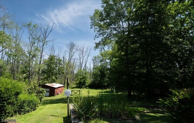 53 Kemah Mecca Lake Rd, Hampton Twp., NJ 07860