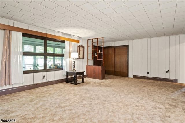53 Kemah Mecca Lake Rd, Hampton Twp., NJ 07860