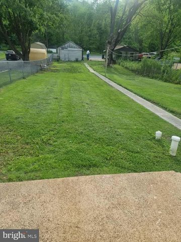 141-143 CENTRE ST, Port Clinton, PA 19549