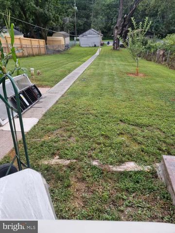 141-143 CENTRE ST, Port Clinton, PA 19549