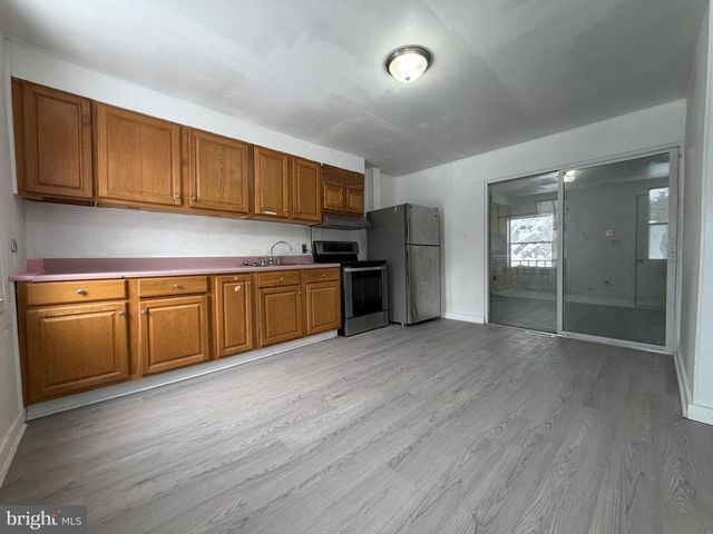 141-143 CENTRE ST, Port Clinton, PA 19549