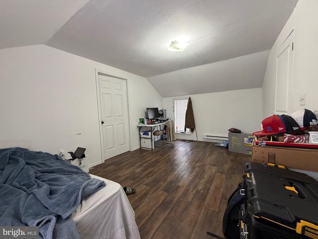 141-143 CENTRE ST, Port Clinton, PA 19549