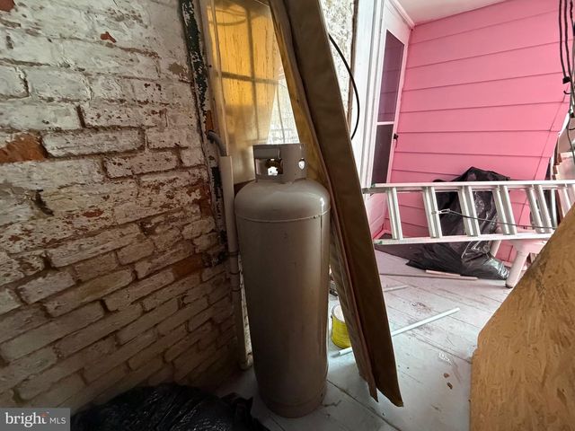 141-143 CENTRE ST, Port Clinton, PA 19549