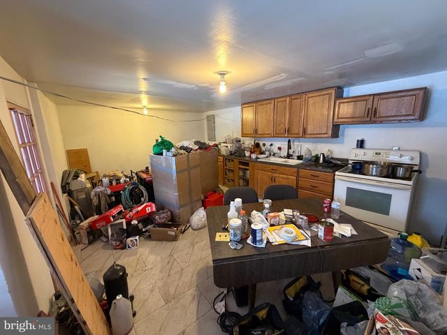 141-143 CENTRE ST, Port Clinton, PA 19549