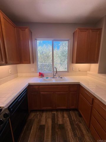 4101 Avenida Ar, National City, CA 91950