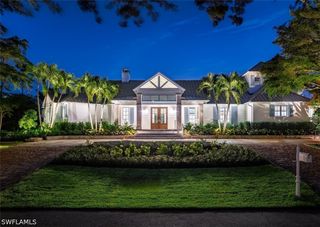 266 15TH AVE S, Naples, FL 34102
