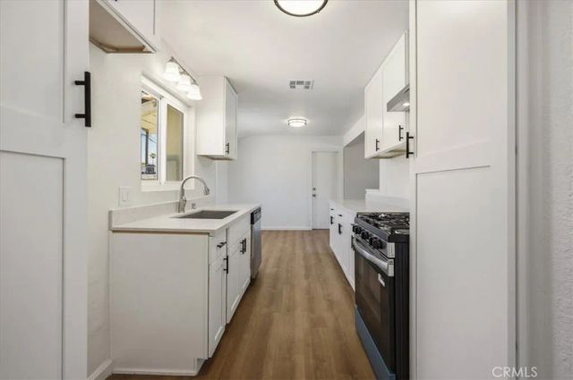 548 W Montrose, Hemet, CA 92543
