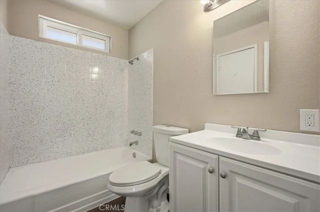 548 W Montrose, Hemet, CA 92543