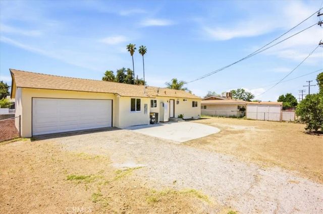 548 W Montrose, Hemet, CA 92543